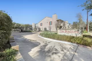 Photo #1: 22105767 Listing 