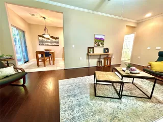 Photo #5: 22455723 Listing