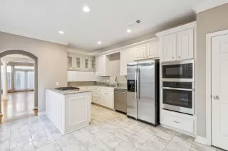 Photo #5: 22524957 Listing 