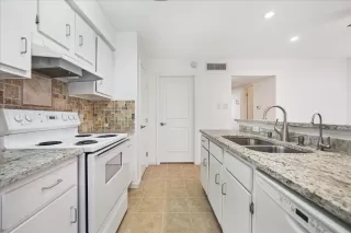 Photo #1: 22839969 Listing 