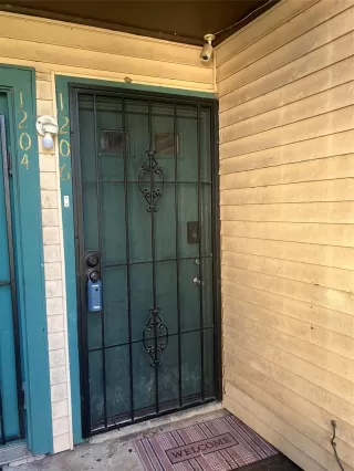 Photo #1: 22933169 Listing 