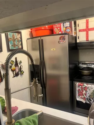 Photo #5: 22933169 Listing 