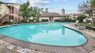 Photo #4: 23095414 Listing