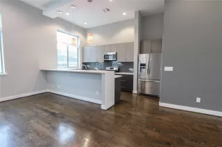 Photo #6: 2316712 Listing 