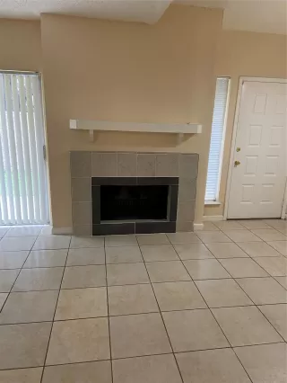 Photo #4: 23417113 Listing 