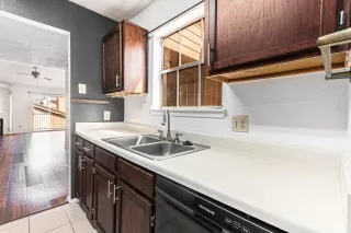 Photo #6: 23687821 Listing