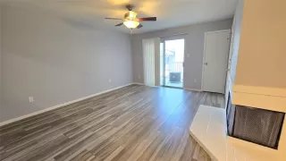 Photo #5: 23856991 Listing 