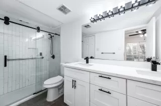 More Details about MLS # 24078220 : 3900 WOODCHASE DR DRIVE # 137