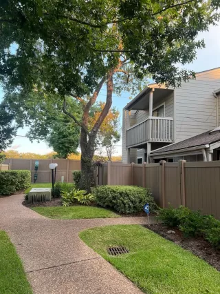 Photo #1: 24095395 Listing 