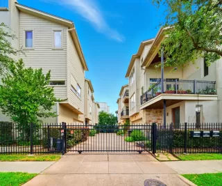 Photo #6: 24120061 Listing 