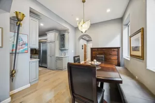 Photo #3: 2425580 Listing 