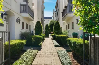 More Details about MLS # 24472905 : 2730 HARVARD STREET