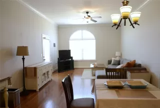 Photo #5: 24627597 Listing 