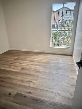 Photo #3: 24757412 Listing 