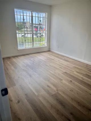 Photo #6: 24757412 Listing 