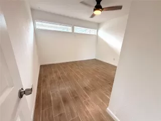 Photo #5: 2479405 Listing 