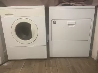 Photo #5: 24827698 Listing