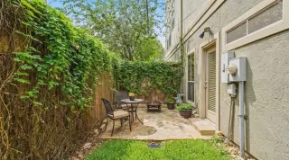 Photo #1: 24971831 Listing 