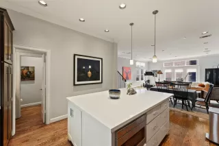 Photo #3: 25139386 Listing 