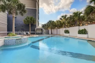 Photo #6: 25258932 Listing