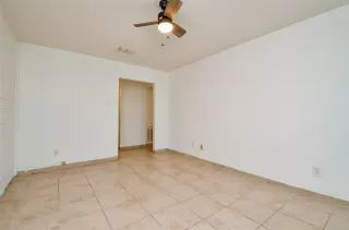 Photo #4: 25263543 Listing