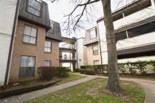 Photo #2: 25429987 Listing 