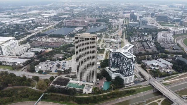 MLS: 25563814 Condo For Sale