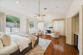 Photo #4: 25976020 Listing 