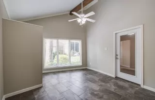 Photo #6: 26149797 Listing 