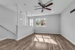 Photo #6: 26164302 Listing 