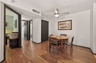 Photo #5: 26261796 Listing