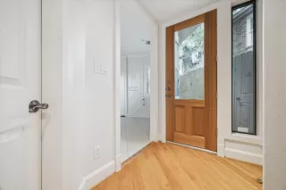 Photo #1: 26417439 Listing 