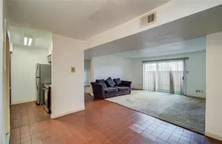 Photo #3: 26441292 Listing 