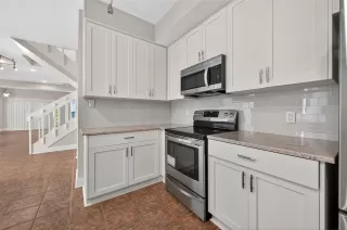 Photo #2: 26544461 Listing