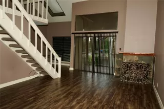 Photo #2: 26634368 Listing 