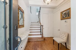 Photo #3: 26691584 Listing