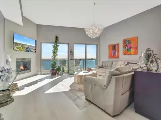 Photo #5: 26731643 Listing