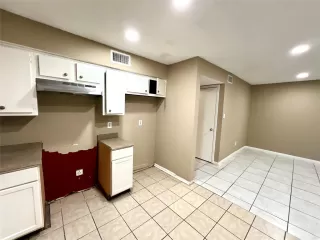 Photo #5: 26969620 Listing