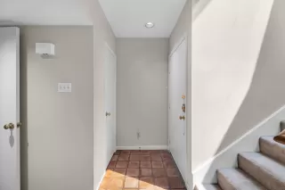 Photo #3: 27093453 Listing 