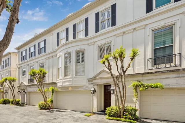 MLS: 27119893 Condo For Sale