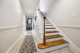 Photo #1: 27119893 Listing