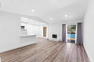 Photo #3: 27132220 Listing 