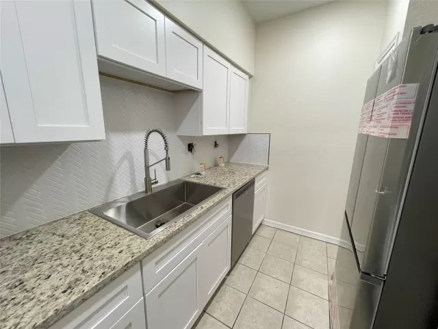 MLS: 2732898 Condo For Sale