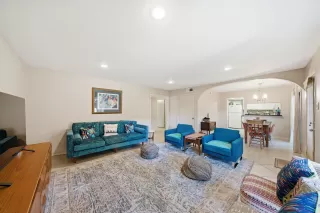 Photo #6: 27418486 Listing 