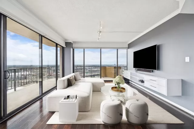 MLS: 27529337 Condo For Sale