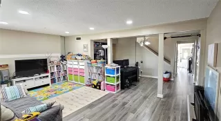 Photo #3: 27837460 Listing 