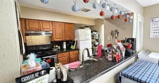 Photo #6: 27837460 Listing 