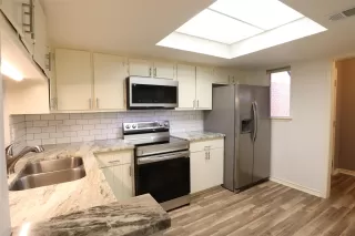 Photo #1: 27906660 Listing