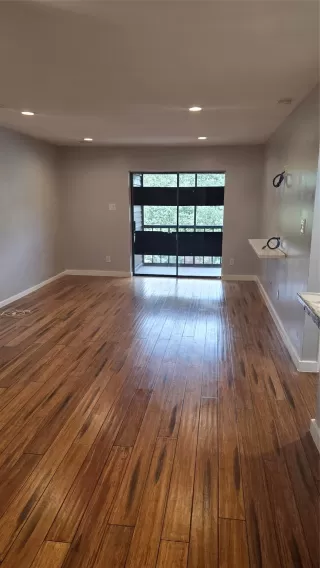 Photo #1: 28393789 Listing 