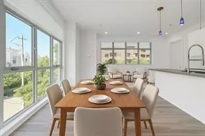 Photo #4: 28691036 Listing 